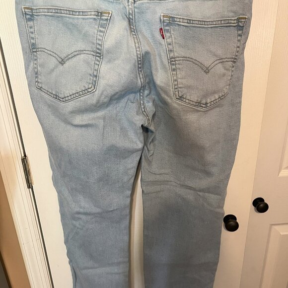 Levi's 541 Athletic Fit 36x30 jeans - Picture 3 of 3